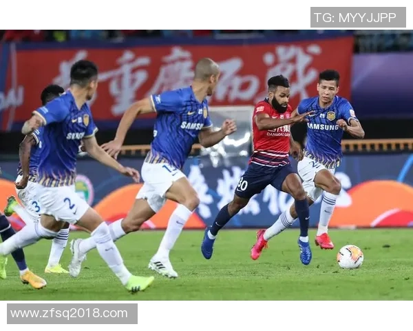 重庆当代足球队现役球星实力盘点及其在球队中的关键作用分析 重庆当代足球队现役球星实力盘点及其在球队中的关键作用分析